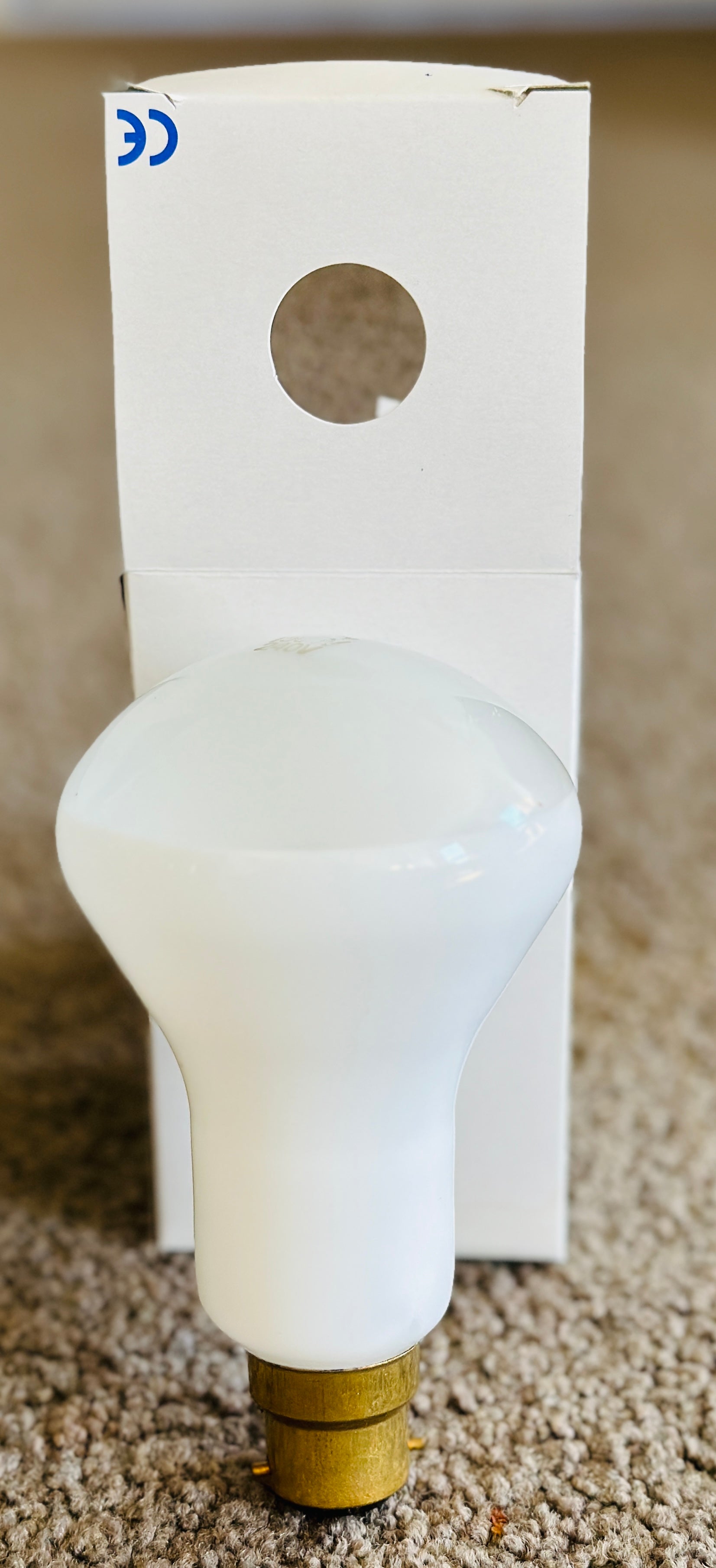 LAMP: B22D 235V 150W MUSHROOM